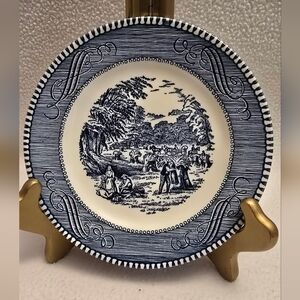 Rayal Currier And Ives Blue Plate